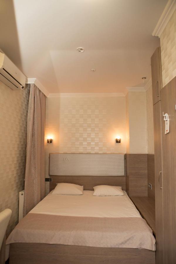 Hotel Mini ELEGANT Kiew Exterior foto
