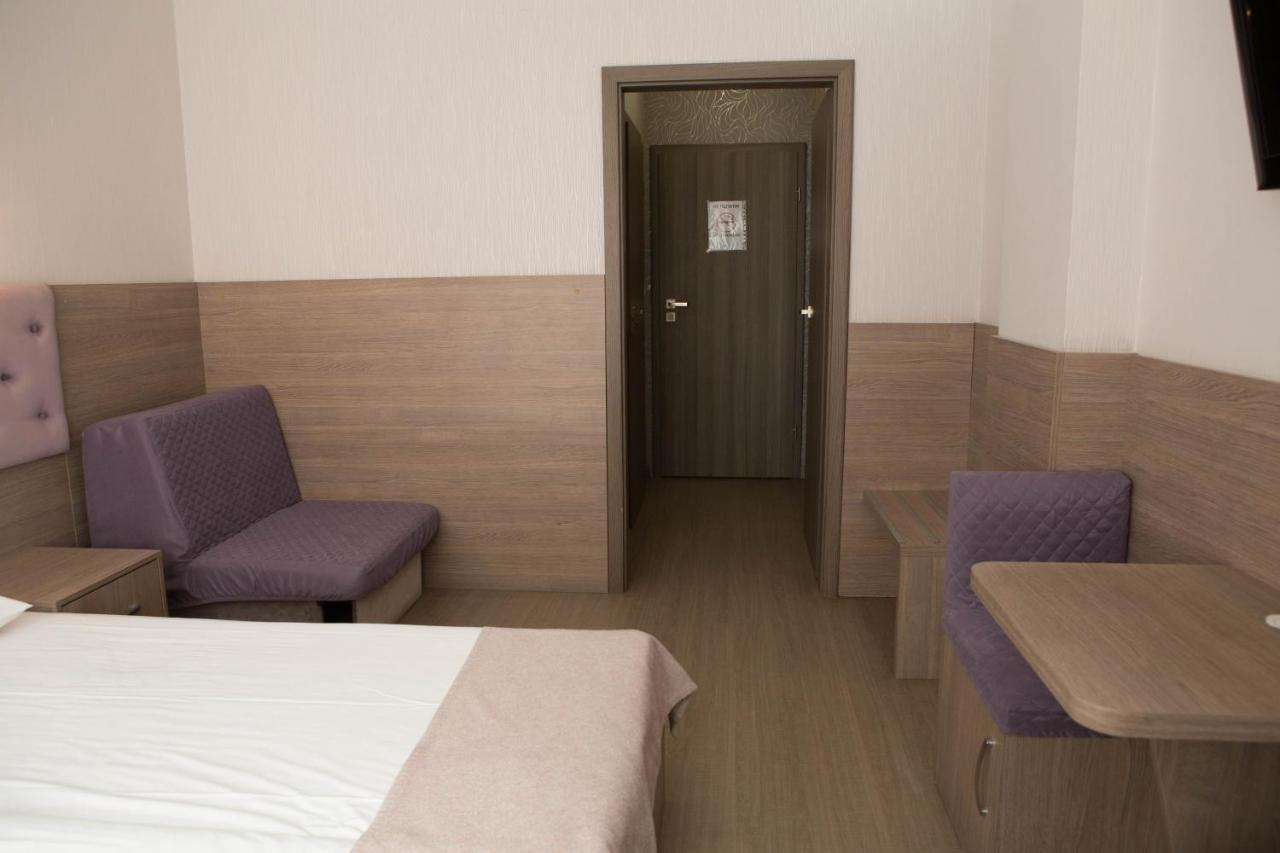 Hotel Mini ELEGANT Kiew Exterior foto
