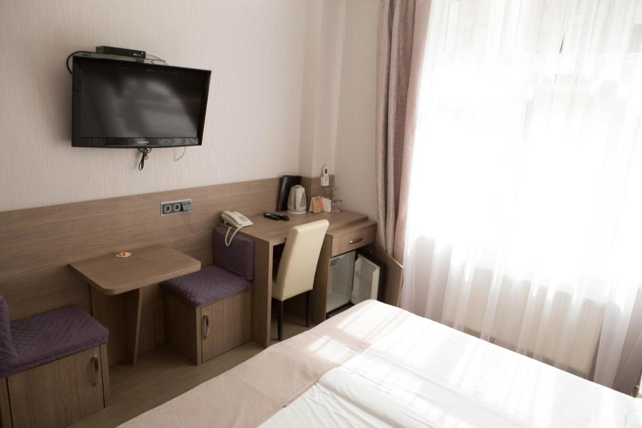 Hotel Mini ELEGANT Kiew Exterior foto