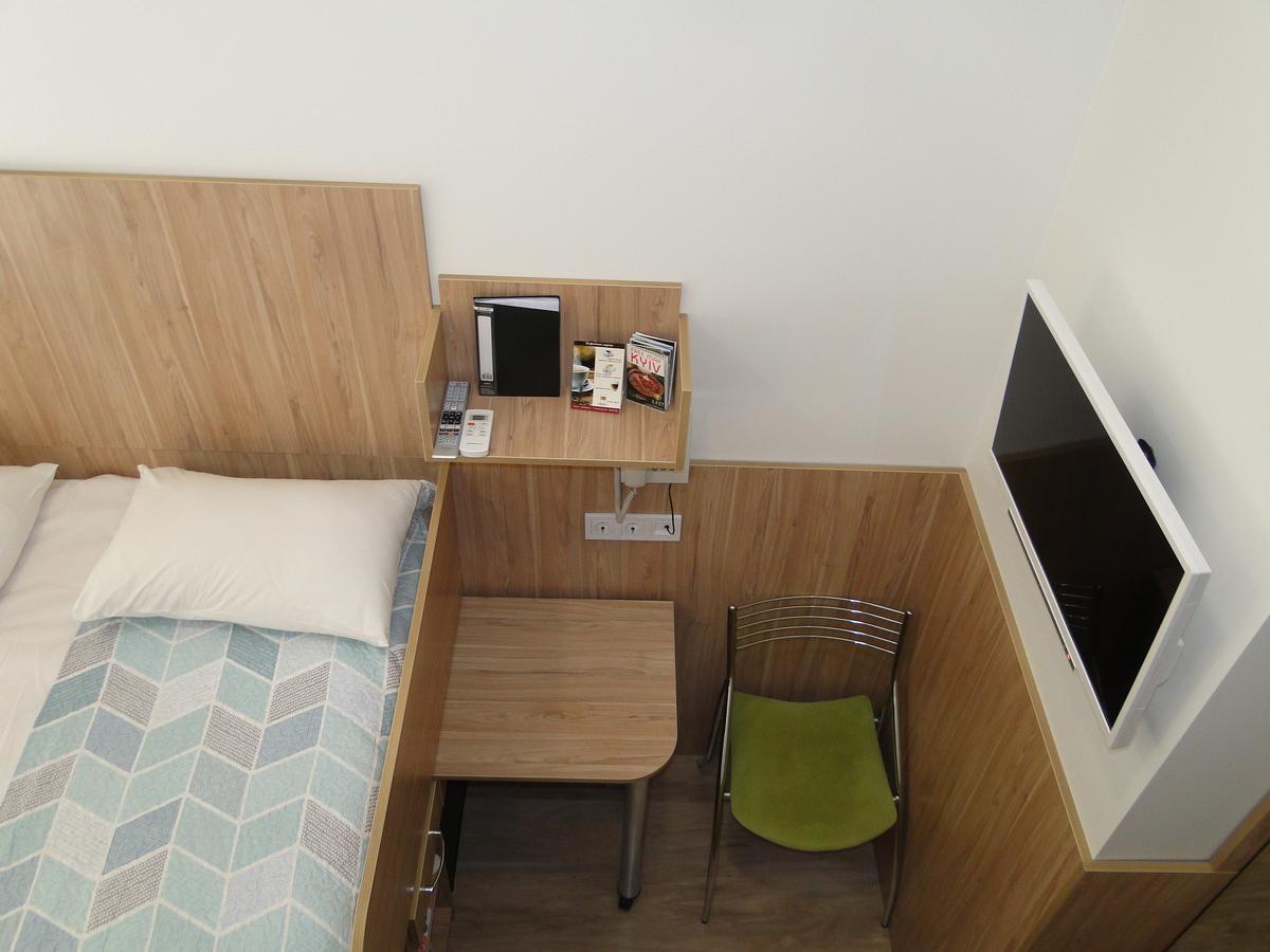 Hotel Mini ELEGANT Kiew Exterior foto